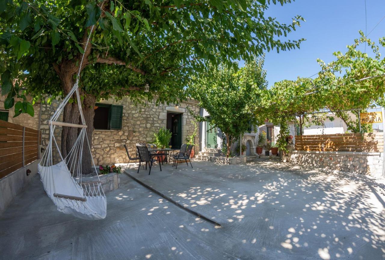 Villa Mouria Pinakokhorion Buitenkant foto