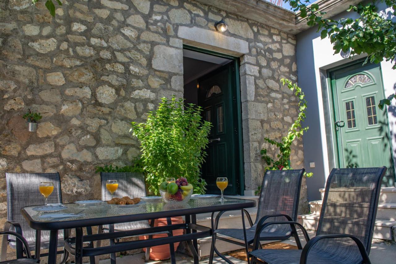 Villa Mouria Pinakokhorion Buitenkant foto