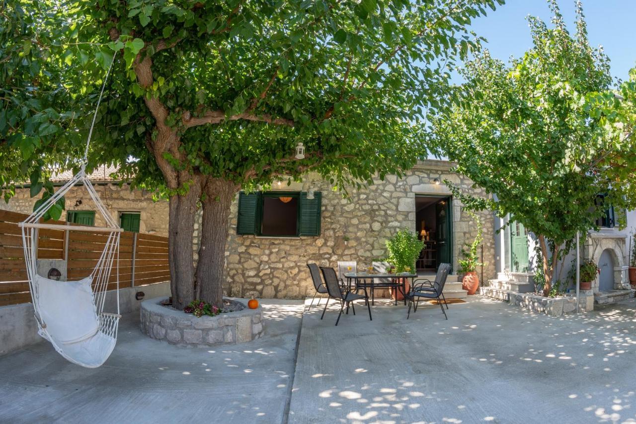 Villa Mouria Pinakokhorion Buitenkant foto